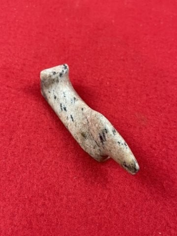 Birdstone Indian Artifact Arrowhead: KEY WORDS: INDIAN ARTIFACT ARTIFACTS ARROWHEAD ARROWHEADS NATIVE AMERICAN MISSISSIPPIAN QUAPAW CADDO POTTERY COINS MORGAN DOLLAR PEACE DOLLAR SILVER COINS. All coins have been Sigma tested for authent