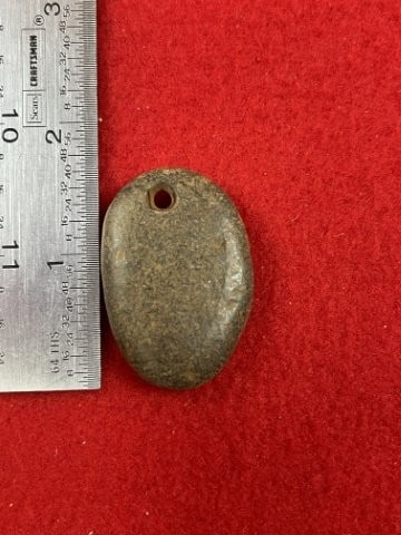 Stone Pendant Indian Artifact Arrowhead: KEY WORDS: INDIAN ARTIFACT ARTIFACTS ARROWHEAD ARROWHEADS NATIVE AMERICAN MISSISSIPPIAN QUAPAW CADDO POTTERY COINS MORGAN DOLLAR PEACE DOLLAR SILVER COINS. All coins have been Sigma tested for