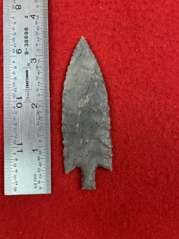 Finely made Hardin Indian Artifact Arrowhead: KEY WORDS: INDIAN ARTIFACT ARTIFACTS ARROWHEAD ARROWHEADS NATIVE AMERICAN MISSISSIPPIAN QUAPAW CADDO POTTERY COINS MORGAN DOLLAR PEACE DOLLAR SILVER COINS. All coins have been Sigma tested for