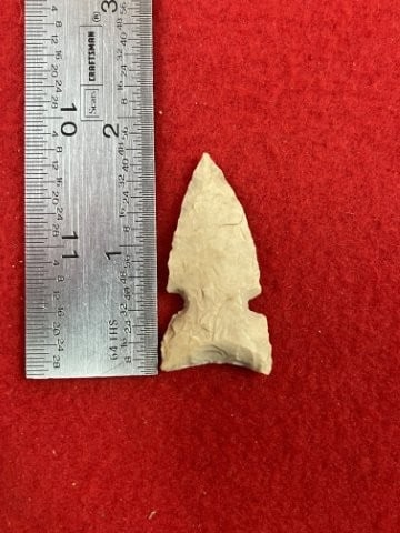 Arrow Point Indian Artifact Arrowhead: KEY WORDS: INDIAN ARTIFACT ARTIFACTS ARROWHEAD ARROWHEADS NATIVE AMERICAN MISSISSIPPIAN QUAPAW CADDO POTTERY COINS MORGAN DOLLAR PEACE DOLLAR SILVER COINS. All coins have been Sigma tested for authent