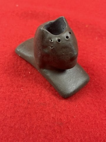 Human Effigy Pottery Pipe Indian Artifact Arrowhead: KEY WORDS: INDIAN ARTIFACT ARTIFACTS ARROWHEAD ARROWHEADS NATIVE AMERICAN MISSISSIPPIAN QUAPAW CADDO POTTERY COINS MORGAN DOLLAR PEACE DOLLAR SILVER COINS. All coins have been Sigma tested for authent