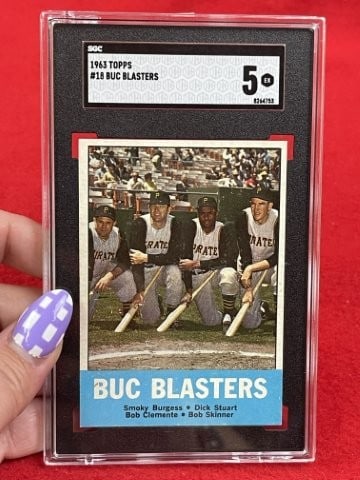 1963 Topps Roberto Clemente Baseball Card