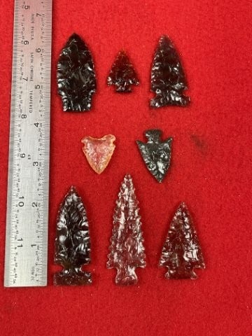 Group of Glass Arrow Points Indian Artifact Arrowhead: KEY WORDS: INDIAN ARTIFACT ARTIFACTS ARROWHEAD ARROWHEADS NATIVE AMERICAN MISSISSIPPIAN QUAPAW CADDO POTTERY COINS MORGAN DOLLAR PEACE DOLLAR SILVER COINS. All coins have been Sigma tested for
