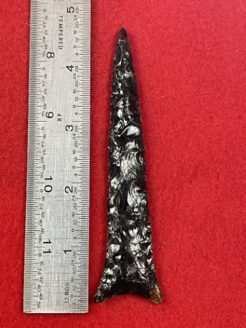 Glass Arrow Point: KEY WORDS: INDIAN ARTIFACT ARTIFACTS ARROWHEAD ARROWHEADS NATIVE AMERICAN MISSISSIPPIAN QUAPAW CADDO POTTERY COINS MORGAN DOLLAR PEACE DOLLAR SILVER COINS. All coins have been Sigma tested for