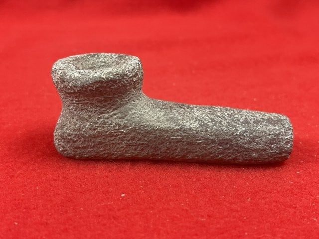 Stone Pipe Indian Artifact Arrowhead: KEY WORDS: INDIAN ARTIFACT ARTIFACTS ARROWHEAD ARROWHEADS NATIVE AMERICAN MISSISSIPPIAN QUAPAW CADDO POTTERY COINS MORGAN DOLLAR PEACE DOLLAR SILVER COINS. All coins have been Sigma tested for