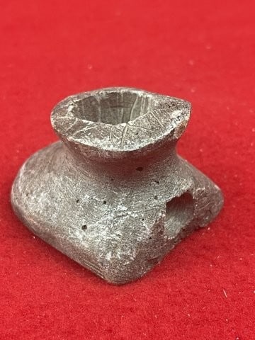 Stone Pipe Indian Artifact Arrowhead: KEY WORDS: INDIAN ARTIFACT ARTIFACTS ARROWHEAD ARROWHEADS NATIVE AMERICAN MISSISSIPPIAN QUAPAW CADDO POTTERY COINS MORGAN DOLLAR PEACE DOLLAR SILVER COINS. All coins have been Sigma tested for authent