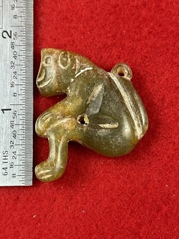 Chinese Jade Hongshan Figurine: KEY WORDS: INDIAN ARTIFACT ARTIFACTS ARROWHEAD ARROWHEADS NATIVE AMERICAN MISSISSIPPIAN QUAPAW CADDO POTTERY COINS MORGAN DOLLAR PEACE DOLLAR SILVER COINS. All coins have been Sigma tested for authent