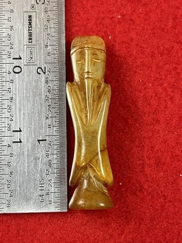 Chinese Jade Hongshan Figurine: KEY WORDS: INDIAN ARTIFACT ARTIFACTS ARROWHEAD ARROWHEADS NATIVE AMERICAN MISSISSIPPIAN QUAPAW CADDO POTTERY COINS MORGAN DOLLAR PEACE DOLLAR SILVER COINS. All coins have been Sigma tested for authent