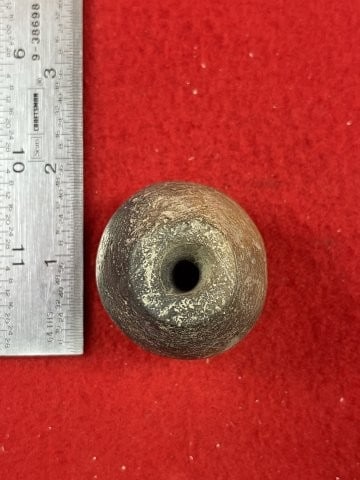 Pottery Bead Indian Artifact Arrowhead: KEY WORDS: INDIAN ARTIFACT ARTIFACTS ARROWHEAD ARROWHEADS NATIVE AMERICAN MISSISSIPPIAN QUAPAW CADDO POTTERY COINS MORGAN DOLLAR PEACE DOLLAR SILVER COINS. All coins have been Sigma tested for authent