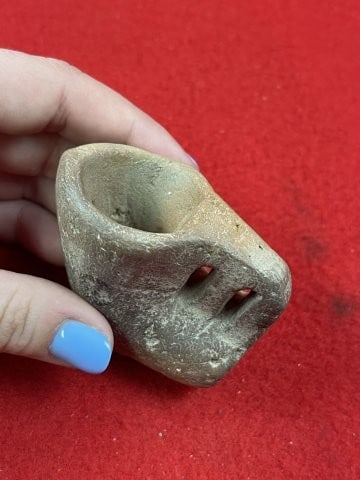 Pottery Pipe Indian Artifact Arrowhead: KEY WORDS: INDIAN ARTIFACT ARTIFACTS ARROWHEAD ARROWHEADS NATIVE AMERICAN MISSISSIPPIAN QUAPAW CADDO POTTERY COINS MORGAN DOLLAR PEACE DOLLAR SILVER COINS. All coins have been Sigma tested for authent