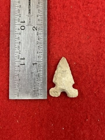 Arrow Point Indian Artifact Arrowhead: KEY WORDS: INDIAN ARTIFACT ARTIFACTS ARROWHEAD ARROWHEADS NATIVE AMERICAN MISSISSIPPIAN QUAPAW CADDO POTTERY COINS MORGAN DOLLAR PEACE DOLLAR SILVER COINS. All coins have been Sigma tested for