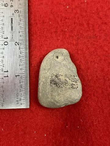 Stone Pendant Indian Artifact Arrowhead: KEY WORDS: INDIAN ARTIFACT ARTIFACTS ARROWHEAD ARROWHEADS NATIVE AMERICAN MISSISSIPPIAN QUAPAW CADDO POTTERY COINS MORGAN DOLLAR PEACE DOLLAR SILVER COINS. All coins have been Sigma tested for
