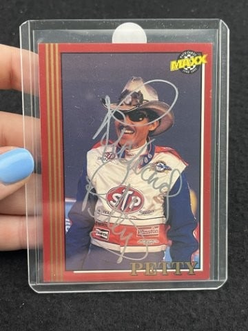 Richard Petty Hand Signed Authentic Autograph: KEY WORDS: INDIAN ARTIFACT ARTIFACTS ARROWHEAD ARROWHEADS NATIVE AMERICAN MISSISSIPPIAN QUAPAW CADDO POTTERY COINS MORGAN DOLLAR PEACE DOLLAR SILVER COINS. All coins have been Sigma tested for authent