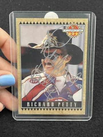 Richard Petty Hand Signed Authentic Autograph (1 of 2)
