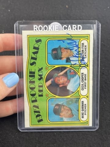 Carlton Fisk Hand Signed Authentic Autograph (1 of 2)