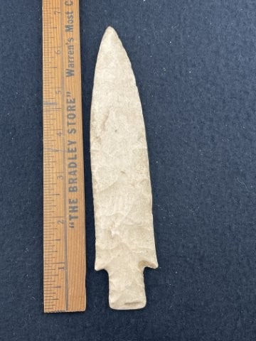 Etley Indian Artifact Arrowhead (1 of 3)