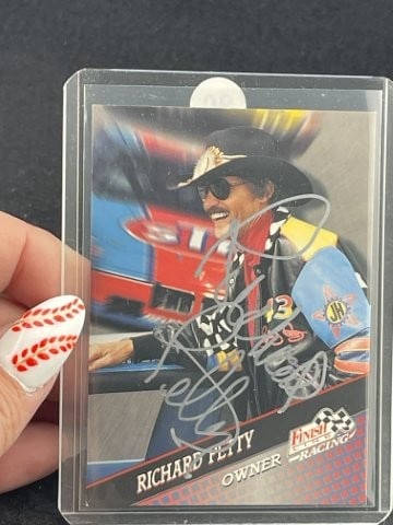 Richard Petty Hand Signed Authentic Autograph (1 of 2)