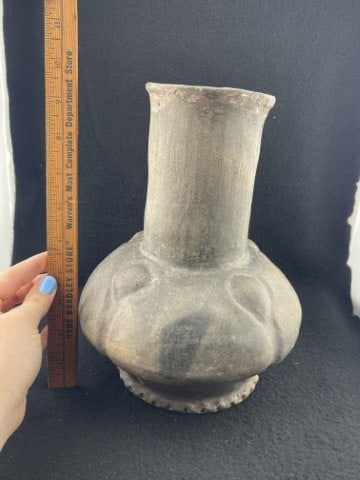 Mississippian Water Bottle Tear Drop Motif from Blytheville Arkansas found December 27th 1971 minor: KEY WORDS: INDIAN ARTIFACT ARTIFACTS ARROWHEAD ARROWHEADS NATIVE AMERICAN MISSISSIPPIAN QUAPAW CADDO POTTERY COINS MORGAN DOLLAR PEACE DOLLAR SILVER COINS. All coins have been Sigma tested for authent