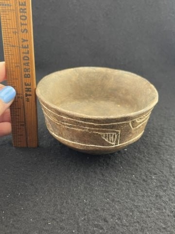 Miniature Caddo Bowl minor repair: KEY WORDS: INDIAN ARTIFACT ARTIFACTS ARROWHEAD ARROWHEADS NATIVE AMERICAN MISSISSIPPIAN QUAPAW CADDO POTTERY COINS MORGAN DOLLAR PEACE DOLLAR SILVER COINS. All coins have been Sigma tested for authent