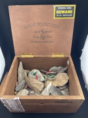 Wooden Cigar Box full of Blades, Arrowheads, Scrapers, etc: KEY WORDS: INDIAN ARTIFACT ARTIFACTS ARROWHEAD ARROWHEADS NATIVE AMERICAN MISSISSIPPIAN QUAPAW CADDO POTTERY COINS MORGAN DOLLAR PEACE DOLLAR SILVER COINS. All coins have been Sigma tested for authent