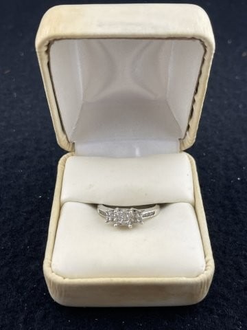 14K Gold & Diamond Ring 3.4 G: KEY WORDS: INDIAN ARTIFACT ARTIFACTS ARROWHEAD ARROWHEADS NATIVE AMERICAN MISSISSIPPIAN QUAPAW CADDO POTTERY COINS MORGAN DOLLAR PEACE DOLLAR SILVER COINS. All coins have been Sigma tested for authent