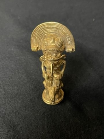 Tumbaga Tairona Gold Figurine UNKNOWN MATERIAL Indian Artifact Arrowhead: KEY WORDS: INDIAN ARTIFACT ARTIFACTS ARROWHEAD ARROWHEADS NATIVE AMERICAN MISSISSIPPIAN QUAPAW CADDO POTTERY COINS MORGAN DOLLAR PEACE DOLLAR SILVER COINS. All coins have been Sigma tested for