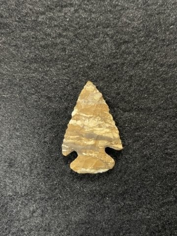 Arrow Point Indian Artifact Arrowhead - 2