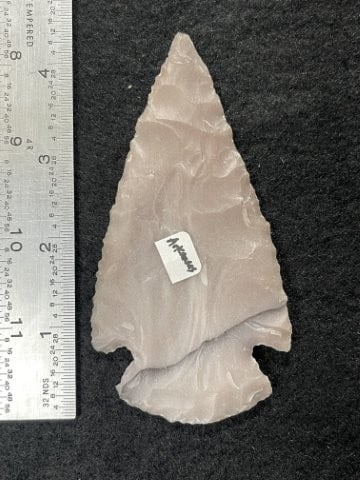 Dovetail Indian Artifact Arrowhead (1 of 3)