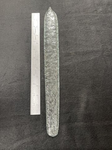 Large Glass Arrow Point Indian Artifact Arrowhead (1 of 4)