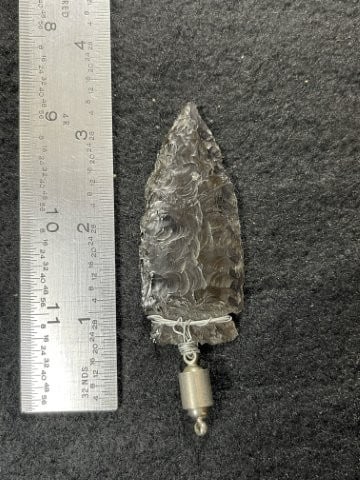 Obsidian Point Indian Artifact Arrowhead: KEY WORDS: INDIAN ARTIFACT ARTIFACTS ARROWHEAD ARROWHEADS NATIVE AMERICAN MISSISSIPPIAN QUAPAW CADDO POTTERY COINS MORGAN DOLLAR PEACE DOLLAR SILVER COINS. All coins have been Sigma tested for