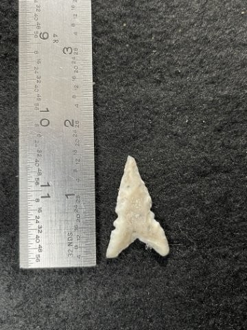 Cahokia Indian Artifact Arrowhead (1 of 3)