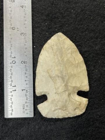 Thebes Indian Artifact Arrowhead (1 of 3)