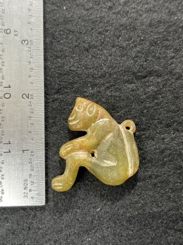 Chinese Jade Hengshan Figurine: KEY WORDS: INDIAN ARTIFACT ARTIFACTS ARROWHEAD ARROWHEADS NATIVE AMERICAN MISSISSIPPIAN QUAPAW CADDO POTTERY COINS MORGAN DOLLAR PEACE DOLLAR SILVER COINS. All coins have been Sigma tested for