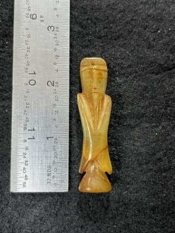Chinese Jade Hengshan Figurine: KEY WORDS: INDIAN ARTIFACT ARTIFACTS ARROWHEAD ARROWHEADS NATIVE AMERICAN MISSISSIPPIAN QUAPAW CADDO POTTERY COINS MORGAN DOLLAR PEACE DOLLAR SILVER COINS. All coins have been Sigma tested for authent