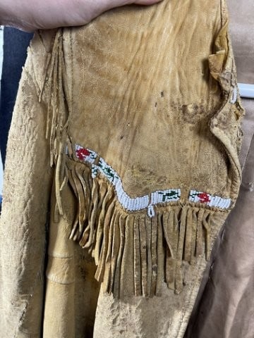 Leather Beaded Jacket Indian Artifact Arrowhead - 3