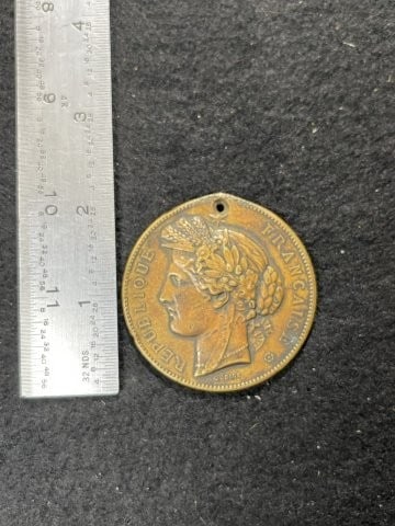 Peace Medal Indian Artifact Arrowhead: KEY WORDS: INDIAN ARTIFACT ARTIFACTS ARROWHEAD ARROWHEADS NATIVE AMERICAN MISSISSIPPIAN QUAPAW CADDO POTTERY COINS MORGAN DOLLAR PEACE DOLLAR SILVER COINS. All coins have been Sigma tested for authent