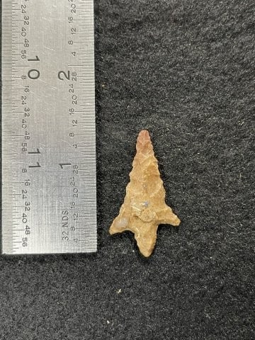 Texas Arrow Point Indian Artifact Arrowhead (1 of 3)
