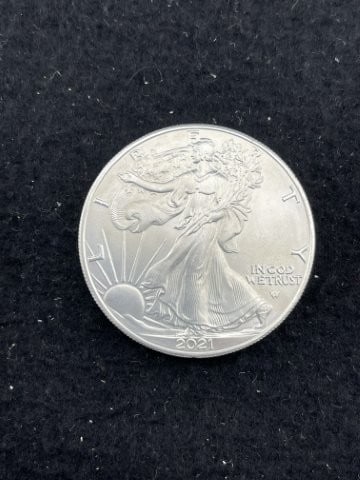 1 Ounce .999 Fine Silver Round Coin: KEY WORDS: INDIAN ARTIFACT ARTIFACTS ARROWHEAD ARROWHEADS NATIVE AMERICAN MISSISSIPPIAN QUAPAW CADDO POTTERY COINS MORGAN DOLLAR PEACE DOLLAR SILVER COINS. All coins have been Sigma tested for authent