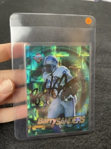 Barry Sanders Hand Signed Authentic Autograph: KEY WORDS: INDIAN ARTIFACT ARTIFACTS ARROWHEAD ARROWHEADS NATIVE AMERICAN MISSISSIPPIAN QUAPAW CADDO POTTERY COINS MORGAN DOLLAR PEACE DOLLAR SILVER COINS. All coins have been Sigma tested for
