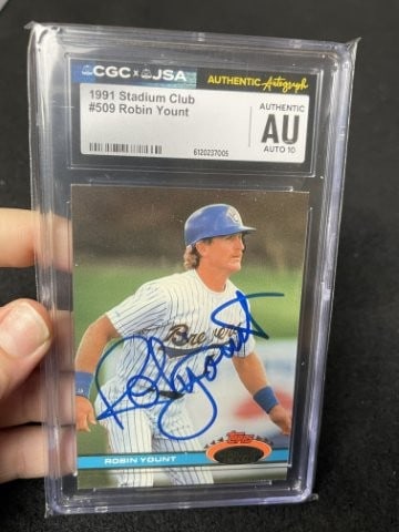 Robin Yount Hand Signed Authentic Autograph: KEY WORDS: INDIAN ARTIFACT ARTIFACTS ARROWHEAD ARROWHEADS NATIVE AMERICAN MISSISSIPPIAN QUAPAW CADDO POTTERY COINS MORGAN DOLLAR PEACE DOLLAR SILVER COINS. All coins have been Sigma tested for