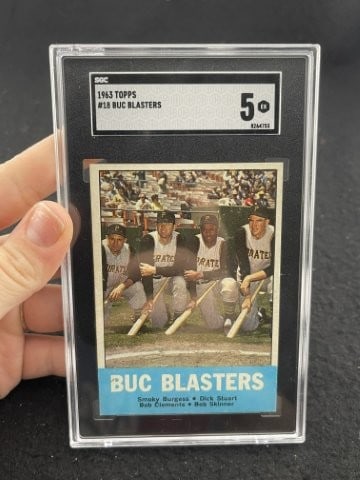 1963 Topps Bob Clemente Baseball Card (1 of 2)