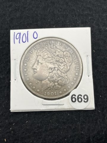 1901 O Morgan Silver Dollar Coin (1 of 2)