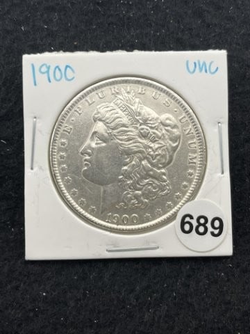 1900 UNC Morgan Silver Dollar Coin (1 of 2)