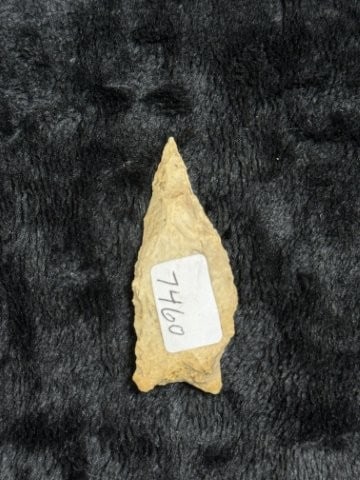 Arrow Point Indian Artifact Arrowhead - 2