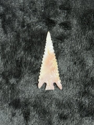 Arrow Point Indian Artifact Arrowhead - 2
