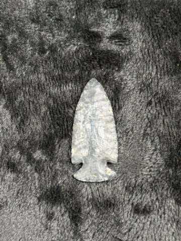 Arrow Point Indian Artifact Arrowhead - 2