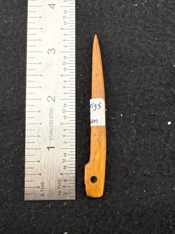 Bone Needle from Tennessee Indian Artifact Arrowhead: KEY WORDS: INDIAN ARTIFACT ARTIFACTS ARROWHEAD ARROWHEADS NATIVE AMERICAN MISSISSIPPIAN QUAPAW CADDO POTTERY COINS MORGAN DOLLAR PEACE DOLLAR SILVER COINS. All coins have been Sigma tested for authent