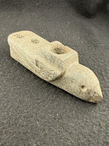 Hawk Effigy Stone Pipe Indian Artifact Arrowhead: KEY WORDS: INDIAN ARTIFACT ARTIFACTS ARROWHEAD ARROWHEADS NATIVE AMERICAN MISSISSIPPIAN QUAPAW CADDO POTTERY COINS MORGAN DOLLAR PEACE DOLLAR SILVER COINS. All coins have been Sigma tested for