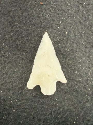Arrow Point Indian Artifact Arrowhead - 2