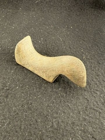 Birdstone Indian Artifact Arrowhead: KEY WORDS: INDIAN ARTIFACT ARTIFACTS ARROWHEAD ARROWHEADS NATIVE AMERICAN MISSISSIPPIAN QUAPAW CADDO POTTERY COINS MORGAN DOLLAR PEACE DOLLAR SILVER COINS. All coins have been Sigma tested for authent